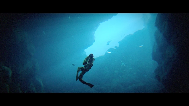 #10. Under the Waves (GOG) 由: Spotlight by Quantic Dream