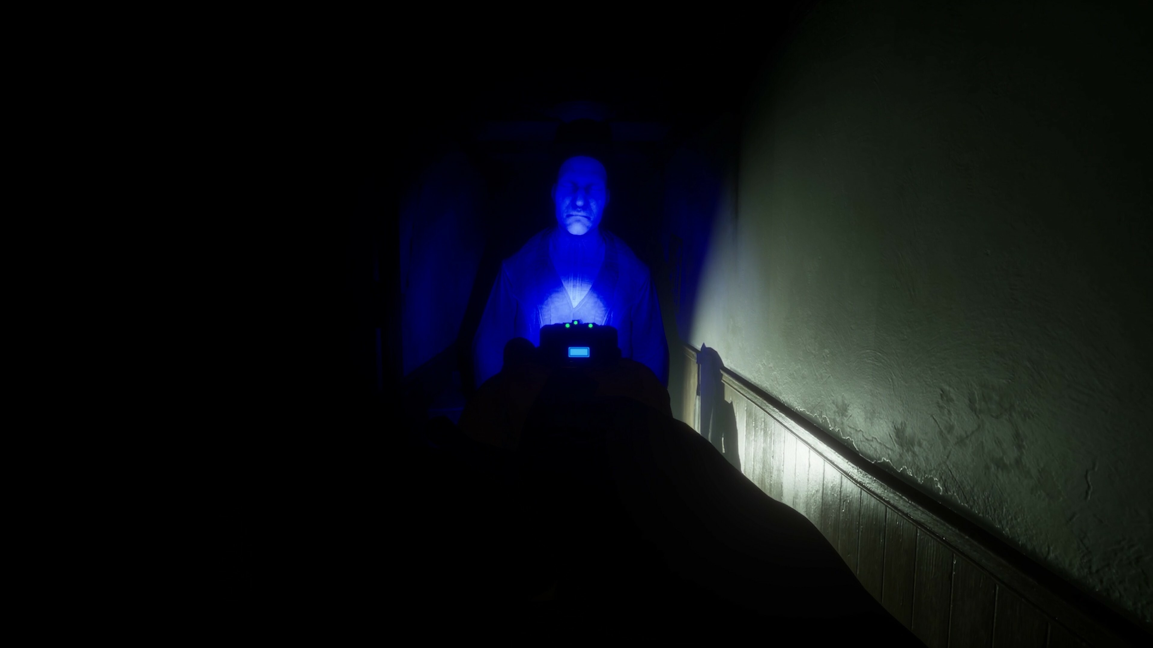 She's Leaving — official screenshot 4
