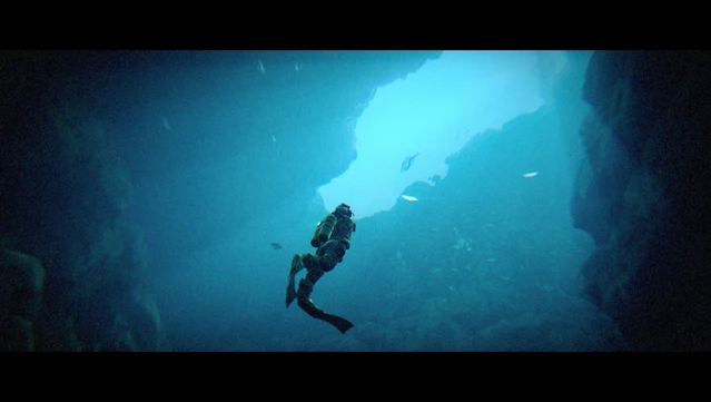 #10. Under The Waves + OST (GOG) 由: Spotlight by Quantic Dream